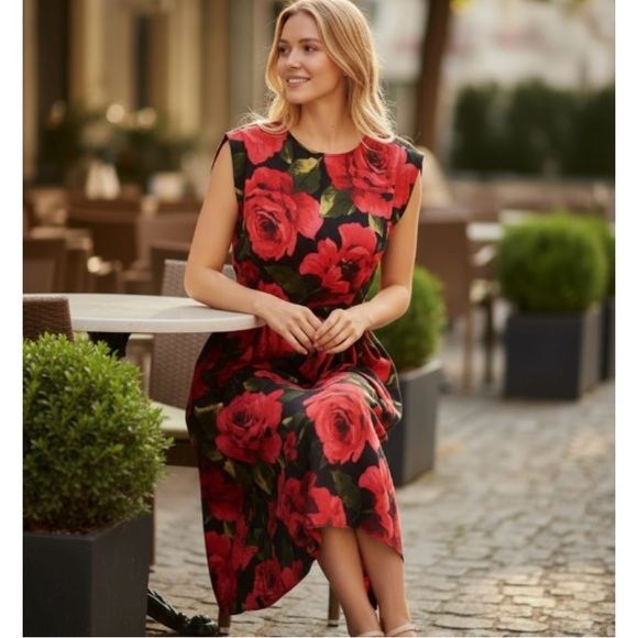 Shelby & Palmer Sleeveless Floral Dress - Picture 5 of 15